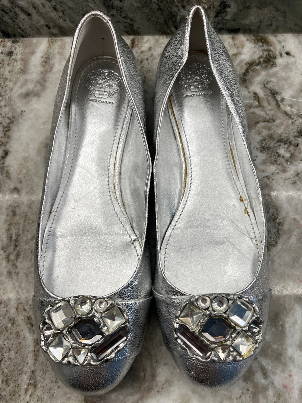 Vince Camuto Women’s Metallic Balletcore Silver Jeweled Flats Sz 8.5